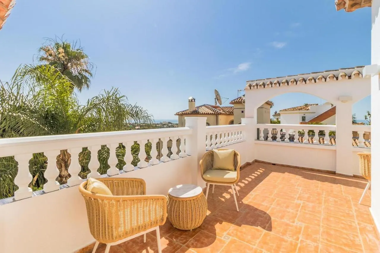 Arcadia - Avenida 28 De Las Adelfas 29680 Estepona, Malaga Villa